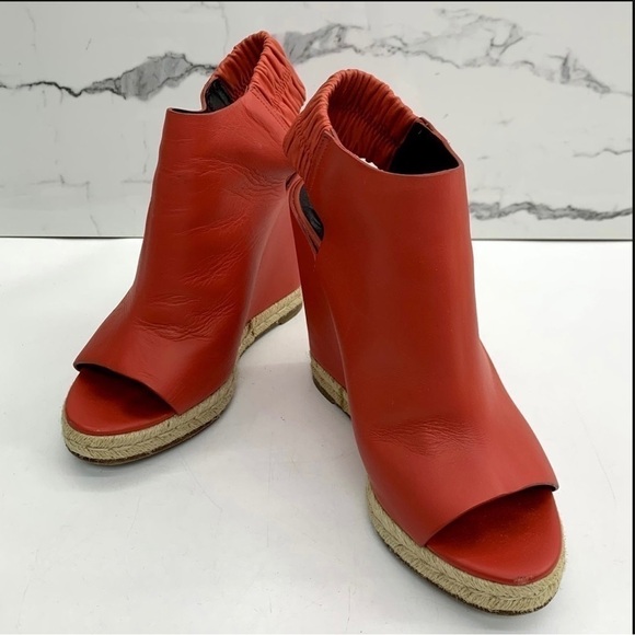 Balenciaga RED LEATHER ESPADRILLES HEELS Pumps - Picture 3 of 13